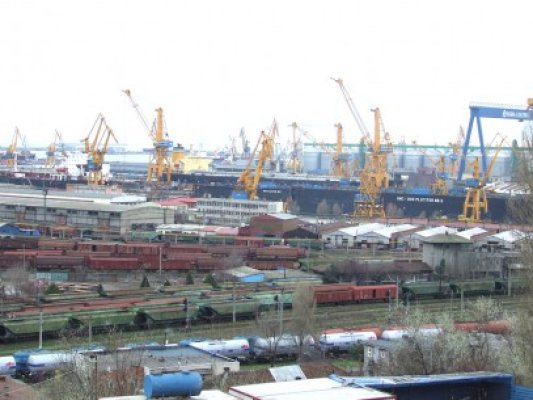 Descentralizarea nu mai operează în cazul porturilor sau în domeniul Muncii
